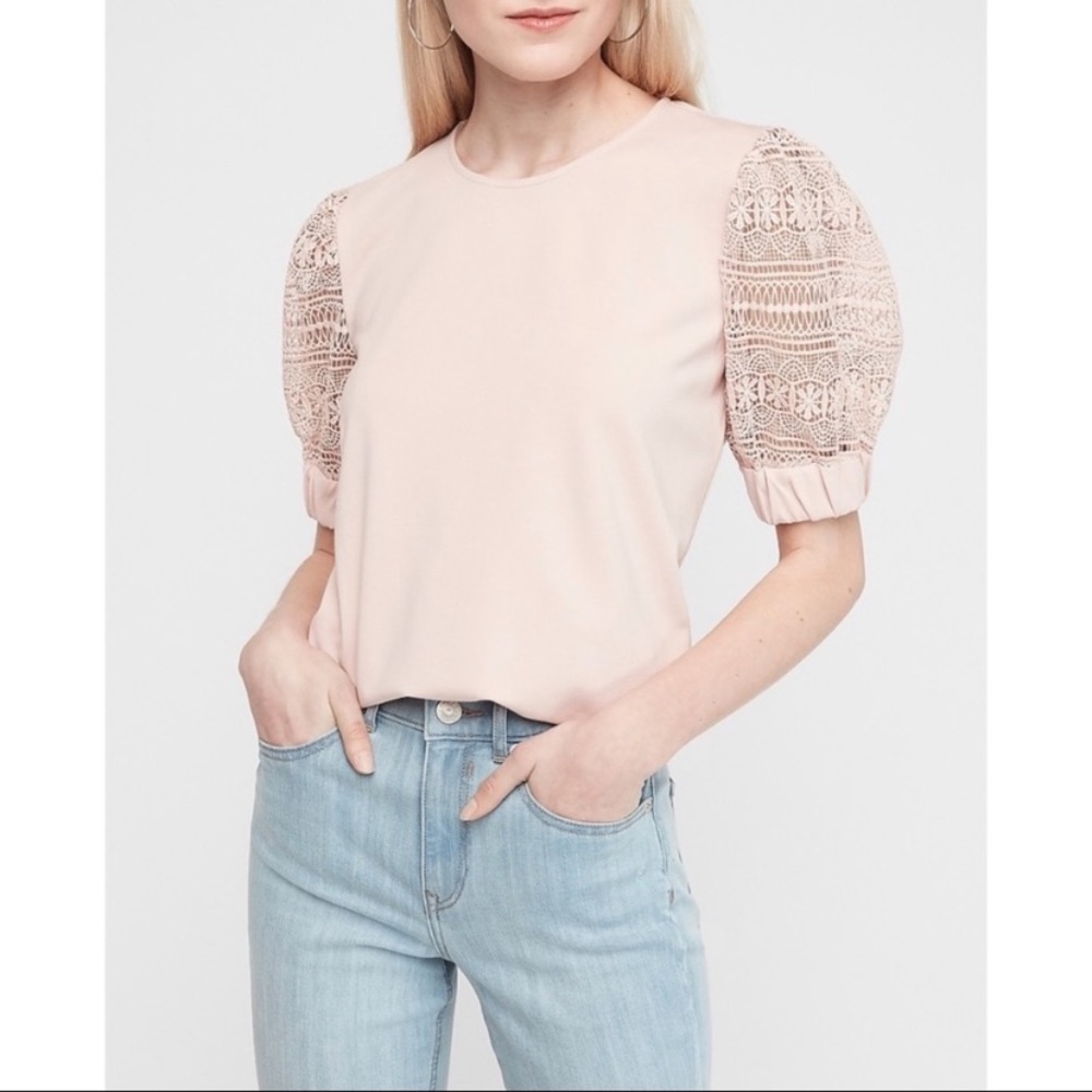 Express lace puff sleeve tee